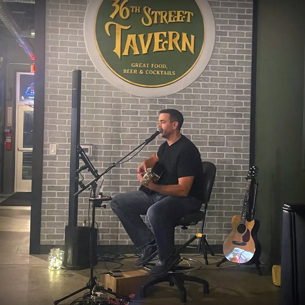 alex-schroeder-live-music-36th-street